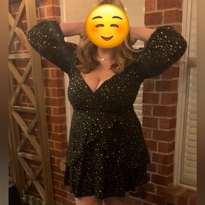 Francesca’s Kenzie Waisted Star Print V Neck Mini Dress